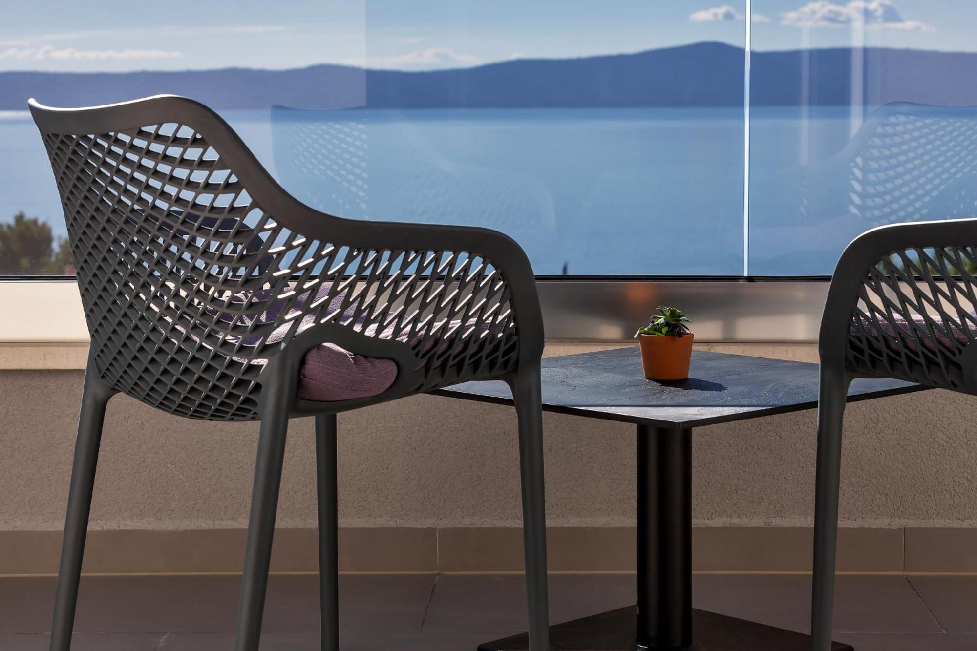 Golden Horizon Retreat Apartment Podgora Exterior photo