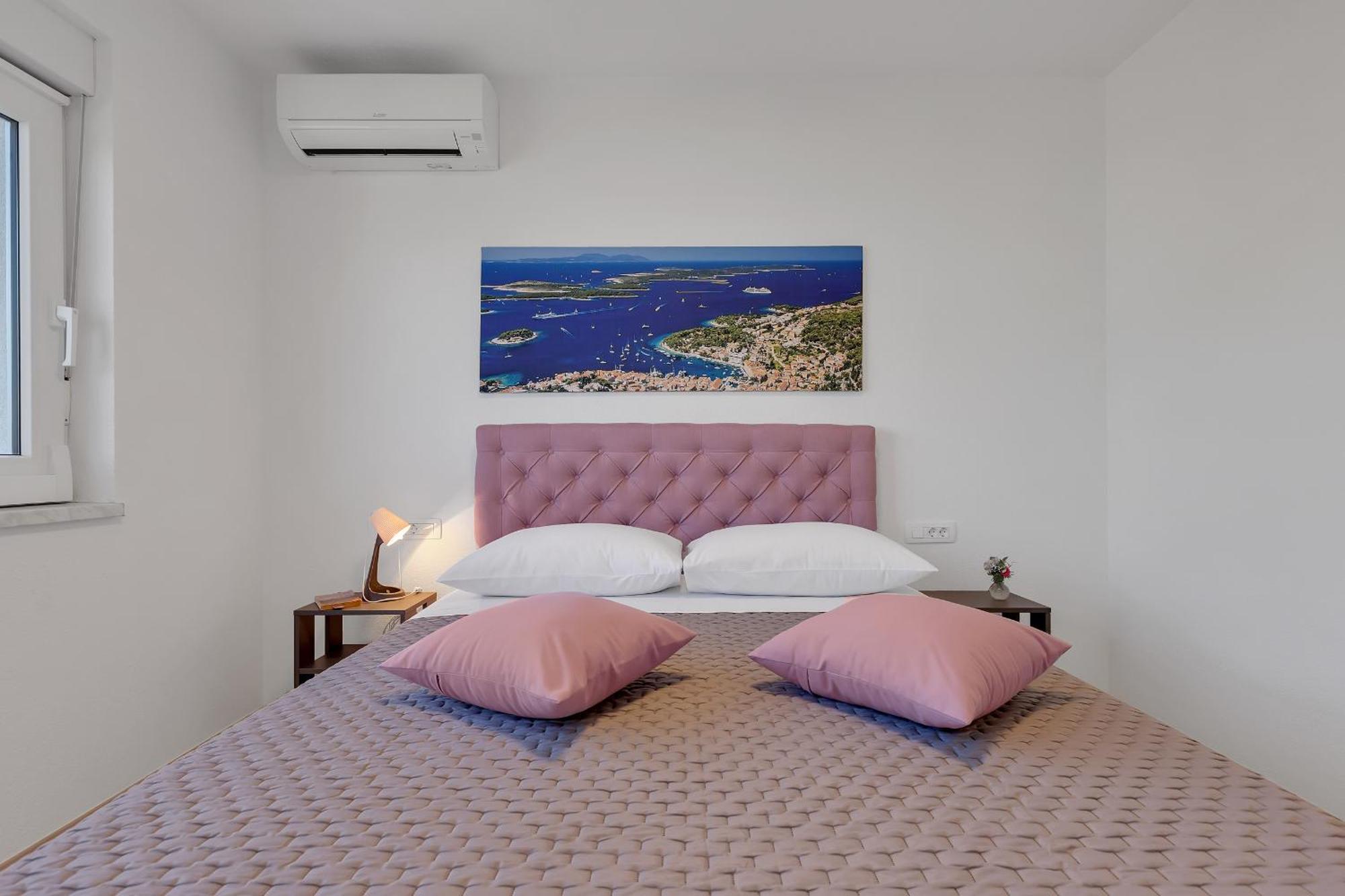 Golden Horizon Retreat Apartment Podgora Exterior photo