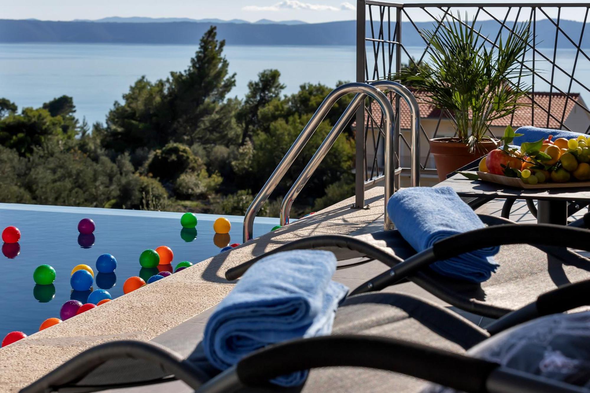 Golden Horizon Retreat Apartment Podgora Exterior photo